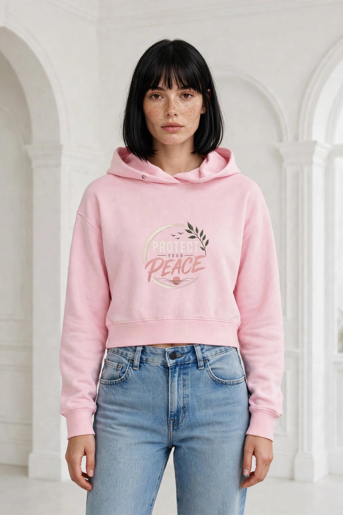 Noira Essential Cropped Hoodie